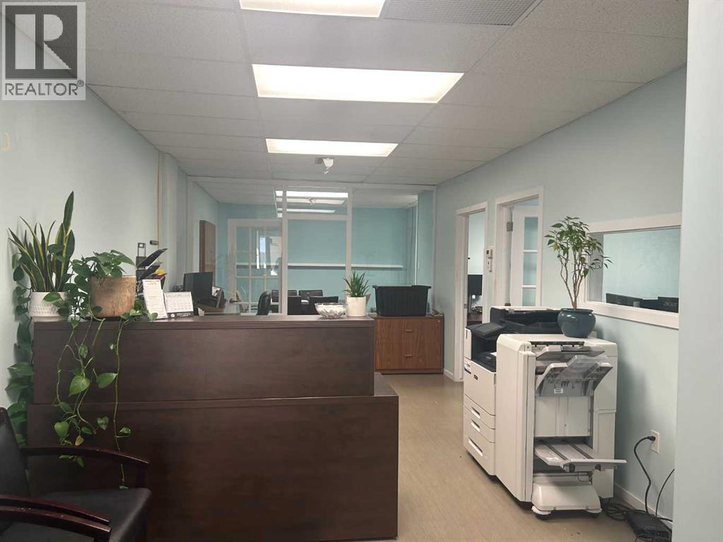 430 6 Avenue Southeast - Photo 7