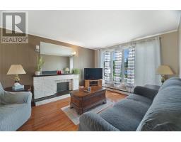 40 Smallwood Drive thumbnail 4