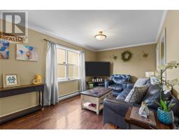 41 Baffin Drive thumbnail 8