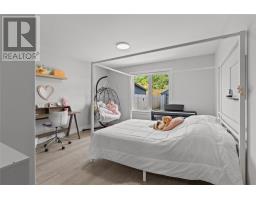 2 Pembury Close thumbnail 14