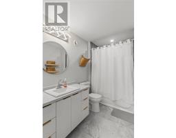 2 Pembury Close thumbnail 16