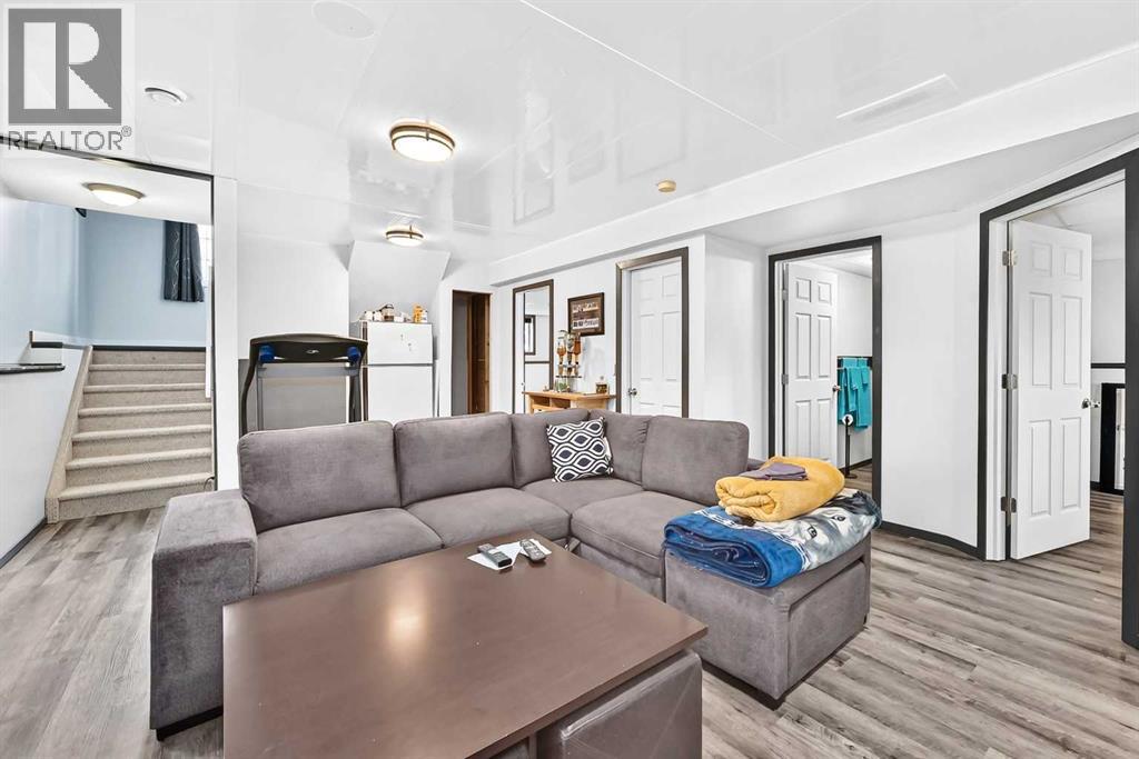 4446 54A Avenue Crescent - Photo 25