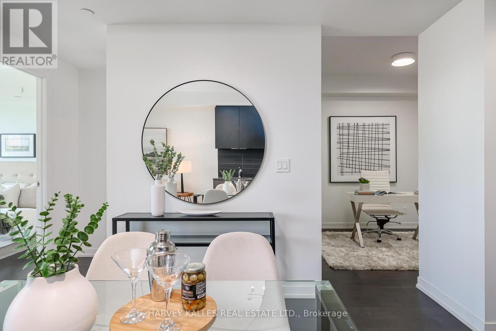 #410 223 ST CLAIR AVENUE W - 17