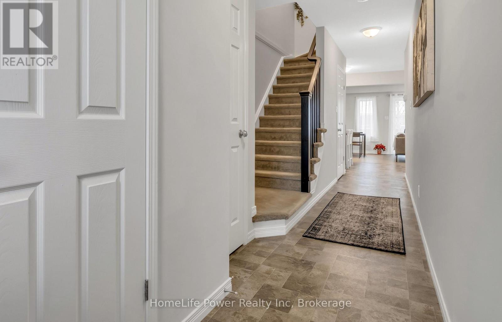 13 - 50 PINNACLE DRIVE — photo 2