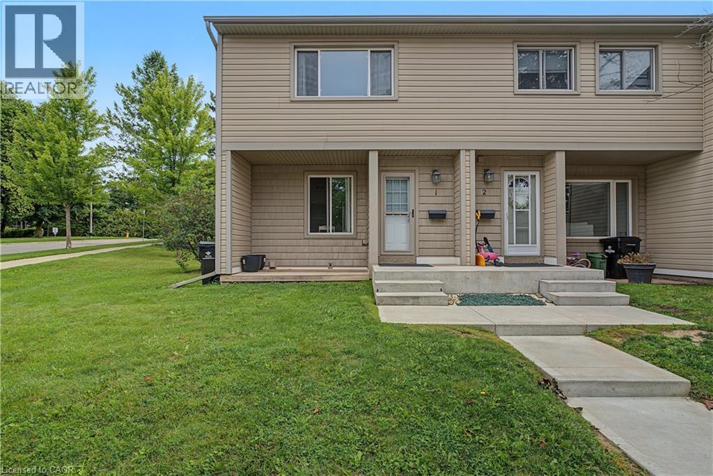 15 GREEN VALLEY Drive Unit# 1 — photo 2