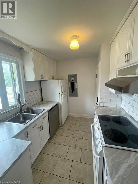601 FREDERICK Street Unit# Upper — photo 2