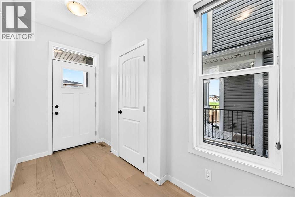 113 Midtown Close Southwest - Photo 5