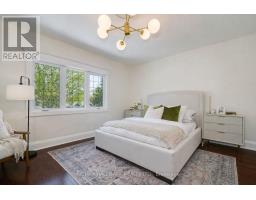 338 Kenilworth Avenue, Toronto, ON M4L3S8 Photo 10