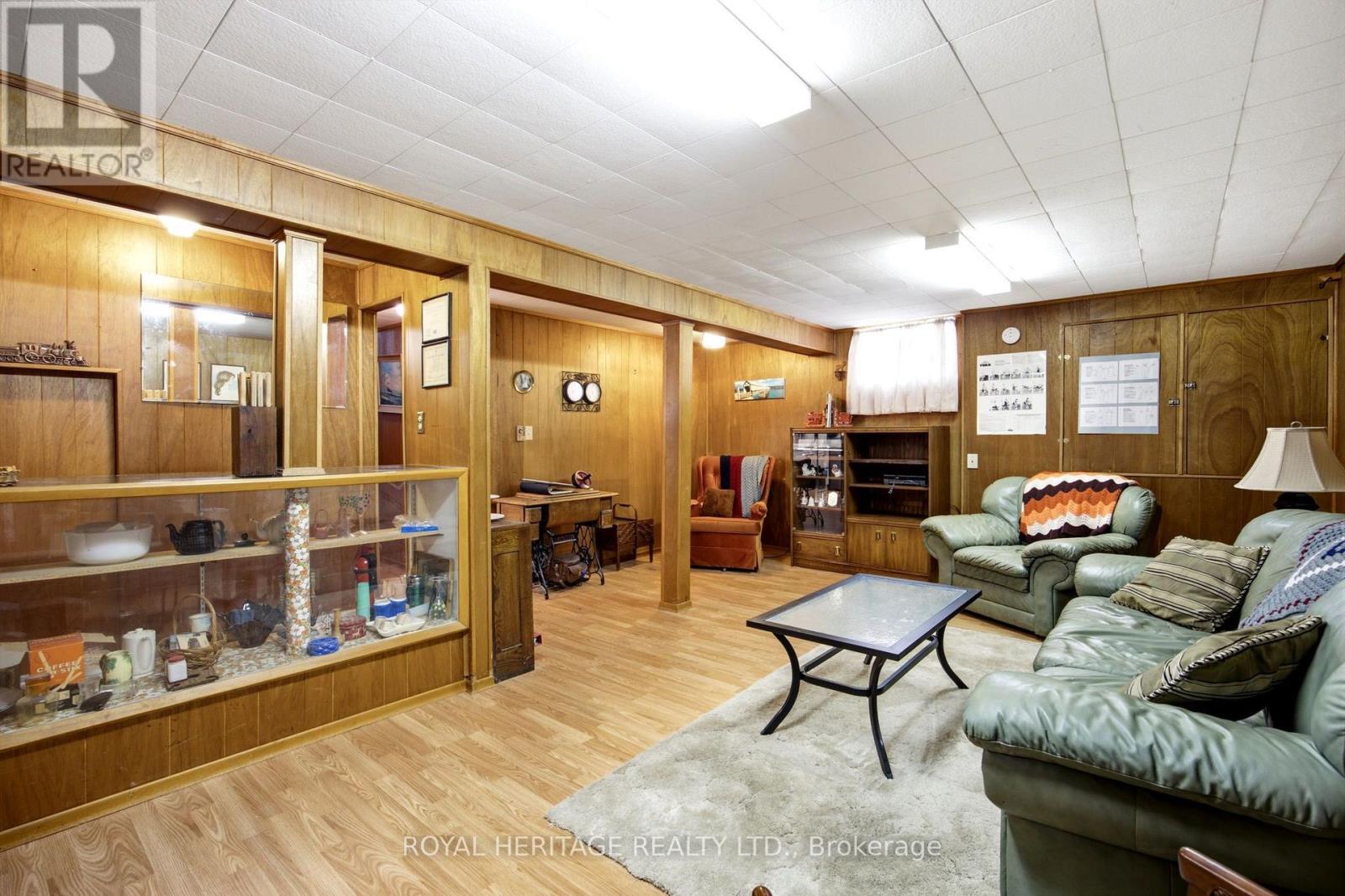394 AMSTEL COURT - Image 31