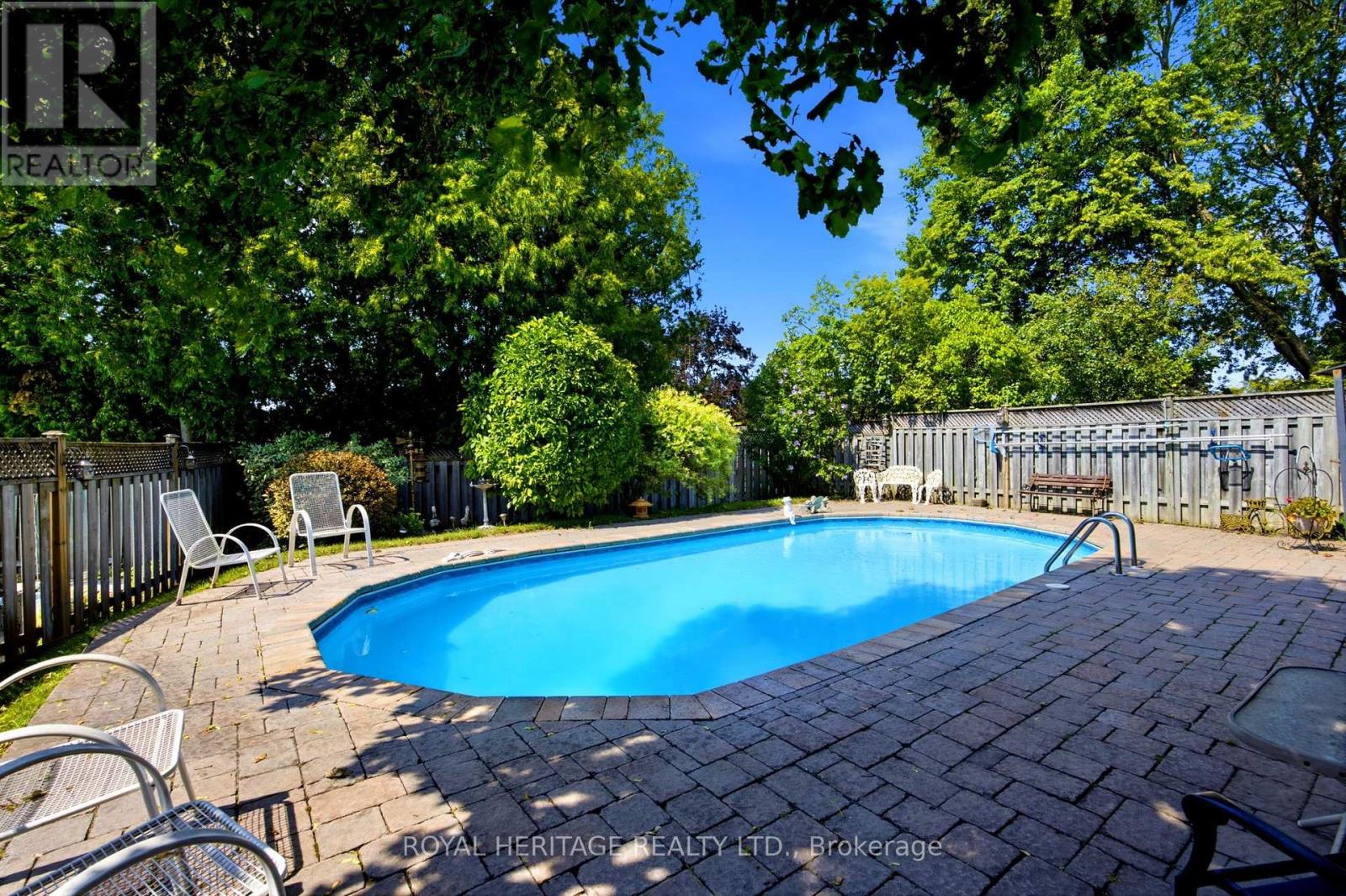 394 AMSTEL COURT - Image 38