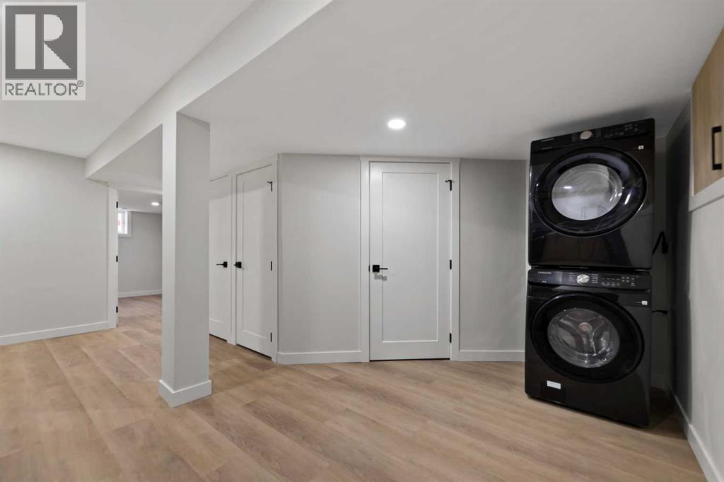 2031 24 Avenue Northeast - Photo 24