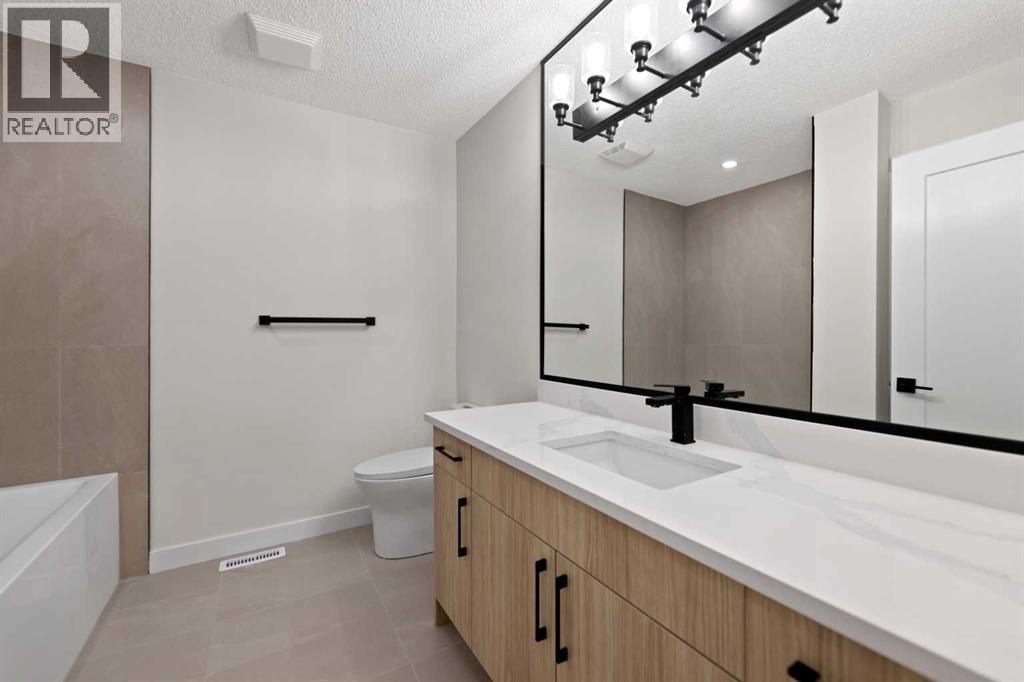 2031 24 Avenue Northeast - Photo 20