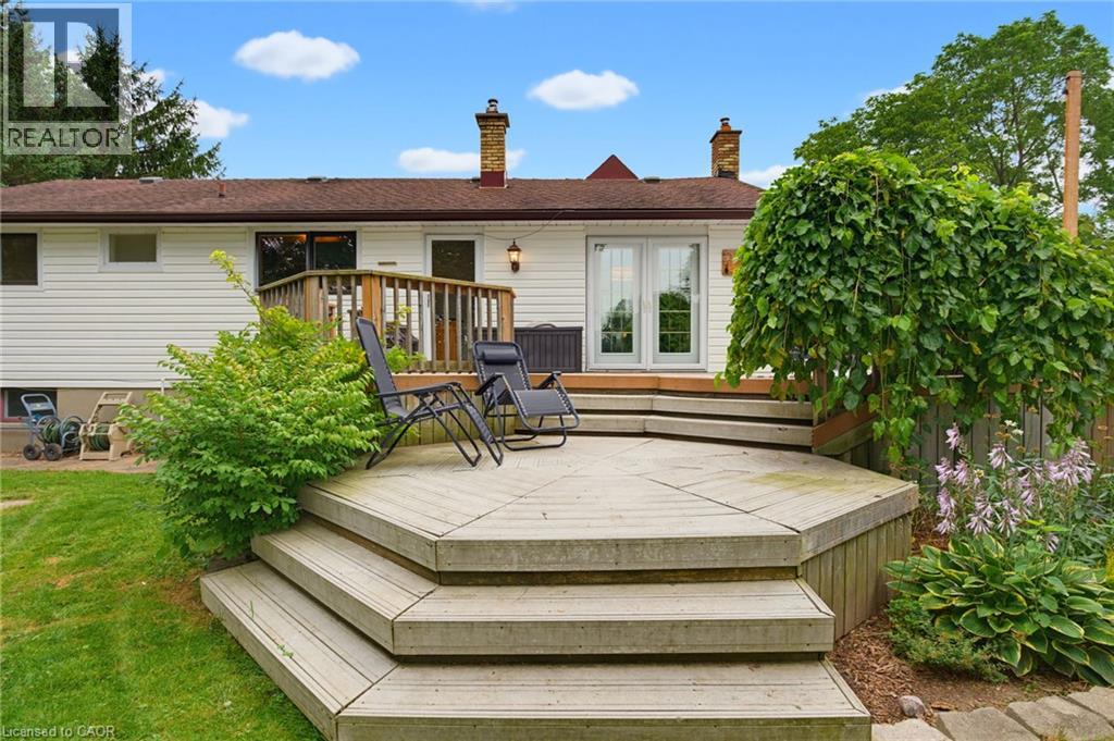 200 LYNDEN Road - Image 26