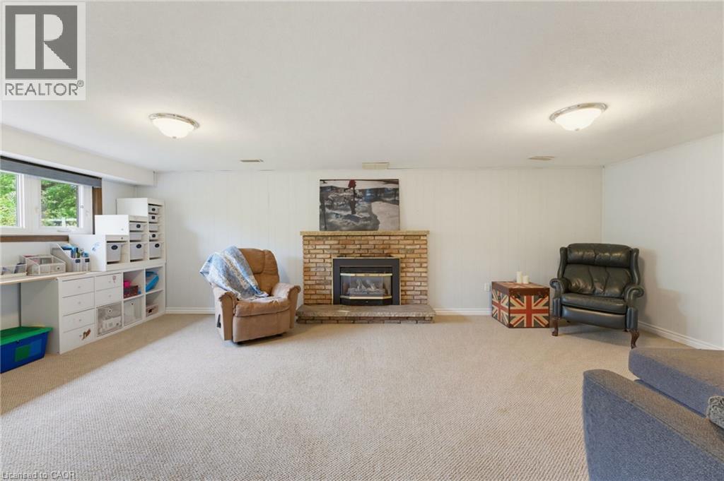 200 LYNDEN Road - 19