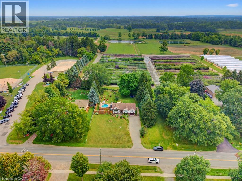 200 LYNDEN Road - 33