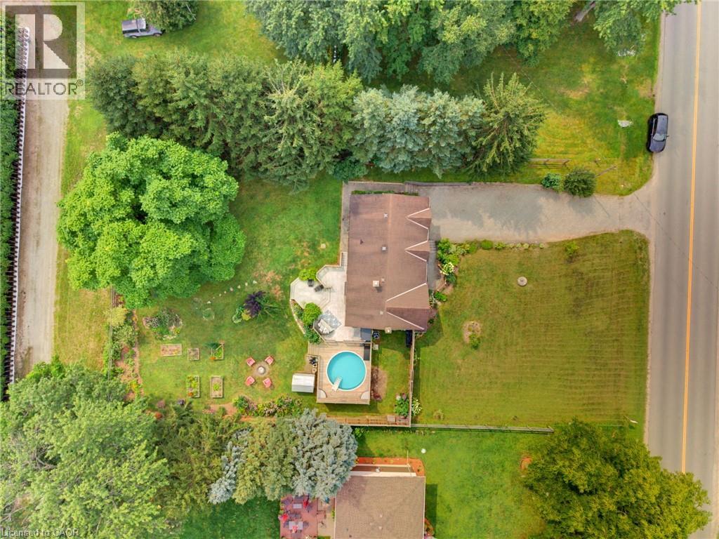 200 LYNDEN Road - Image 32