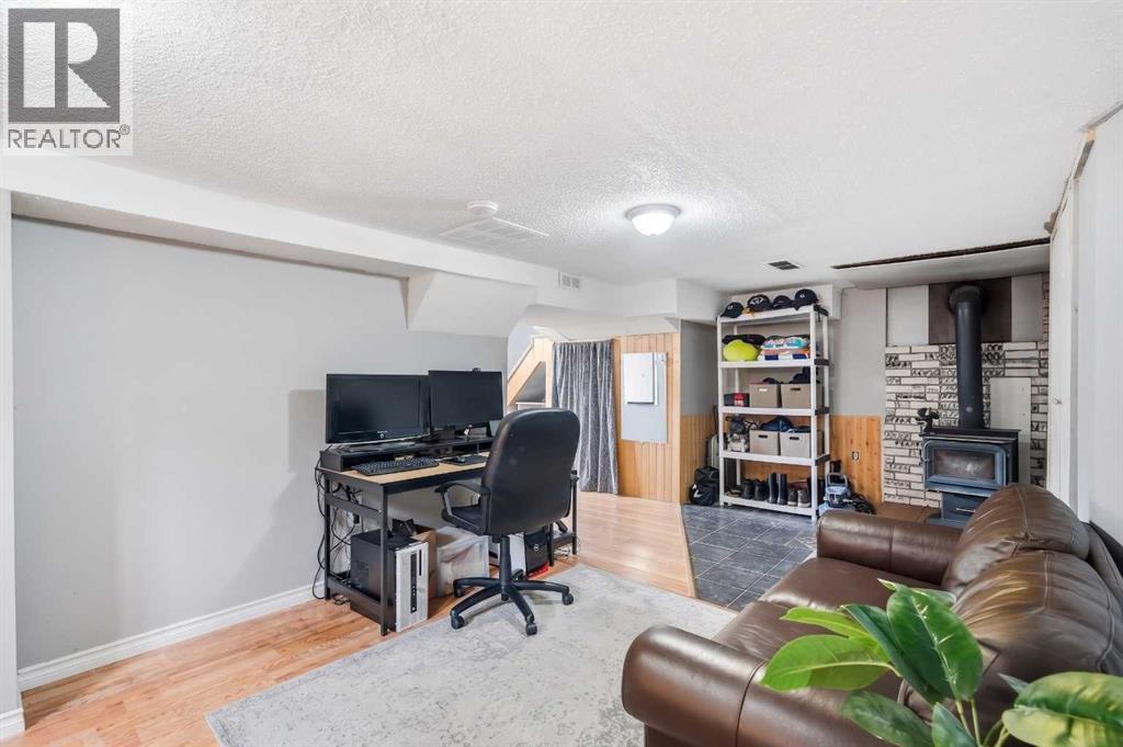 2145 24 Avenue - Photo 18