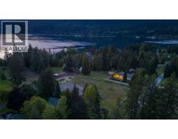 765 Lewis Road, Harrop, BC V1L6P7 Photo 49