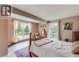 765 Lewis Road, Harrop, BC V1L6P7 Photo 21