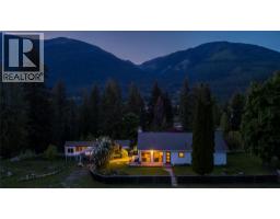 765 Lewis Road, Harrop, BC V1L6P7 Photo 45