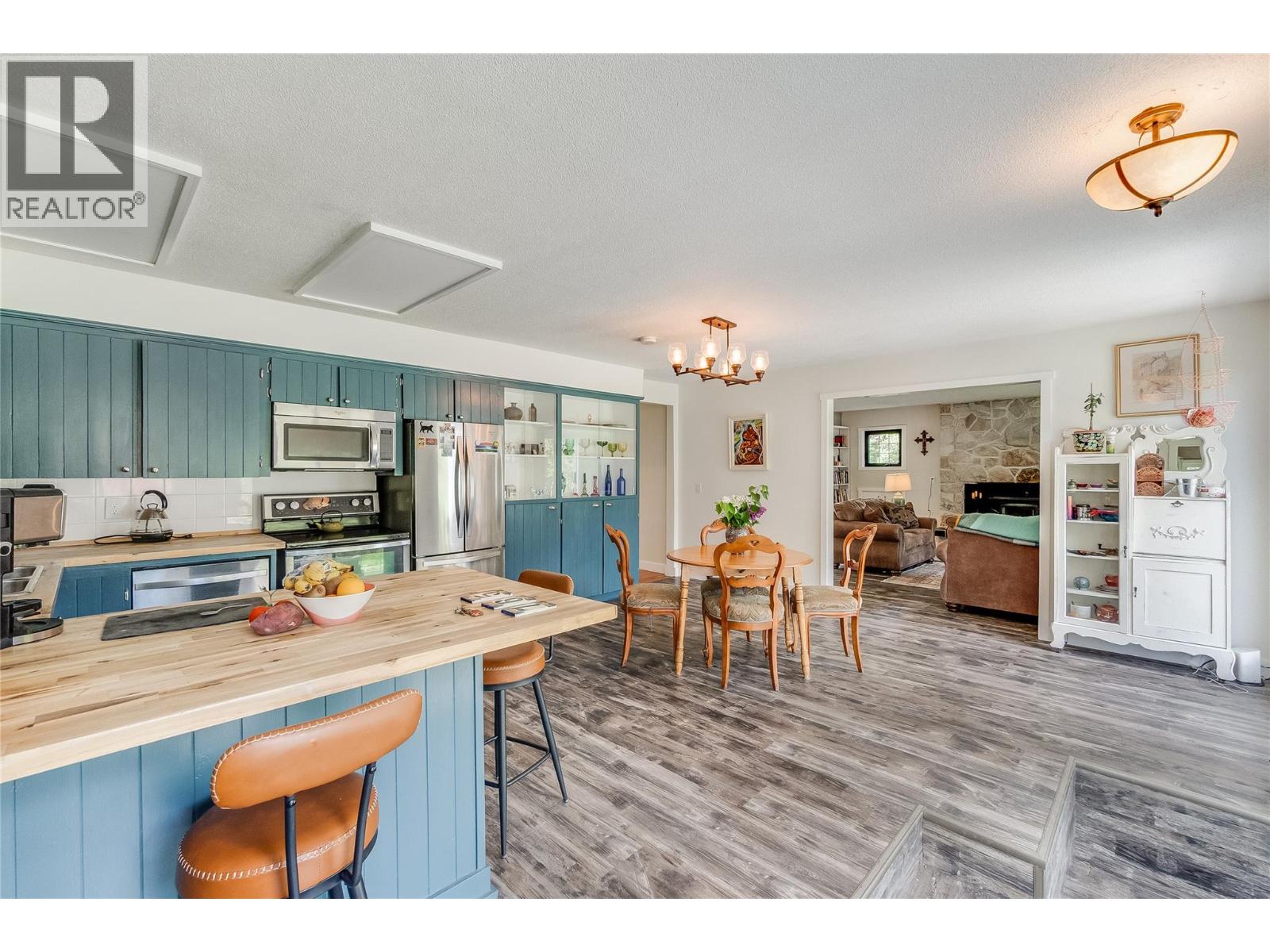 765 LEWIS Road, Harrop