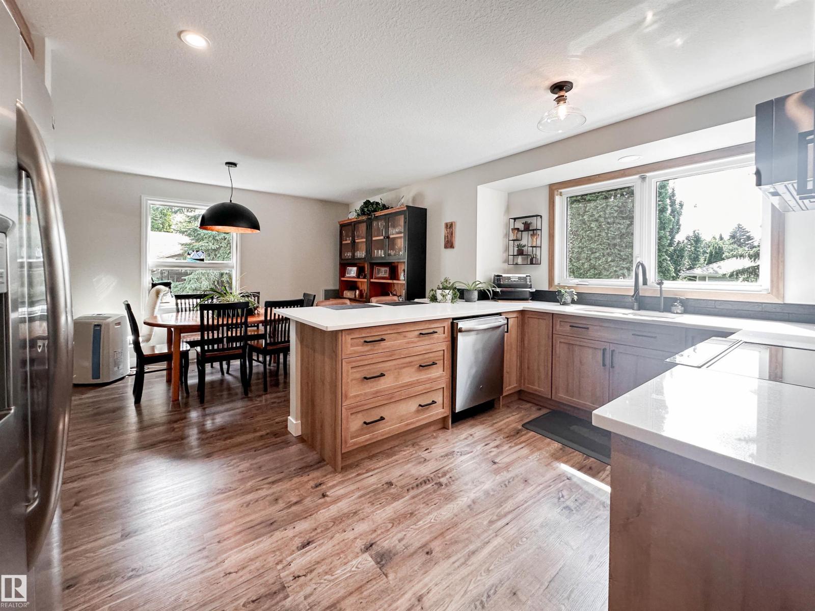 37 ASH Crescent - Photo 18