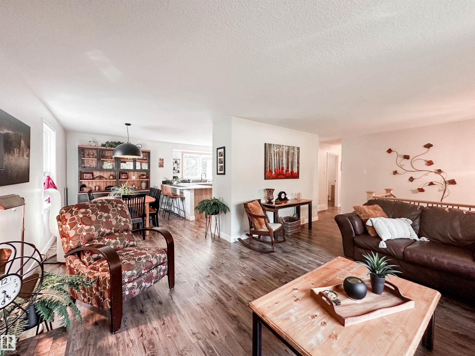 37 ASH Crescent - Photo 5