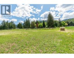 765 Lewis Road, Harrop, BC V1L6P7 Photo 88