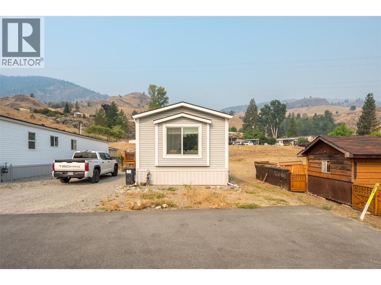 #82 201 Highway 97 - 39
