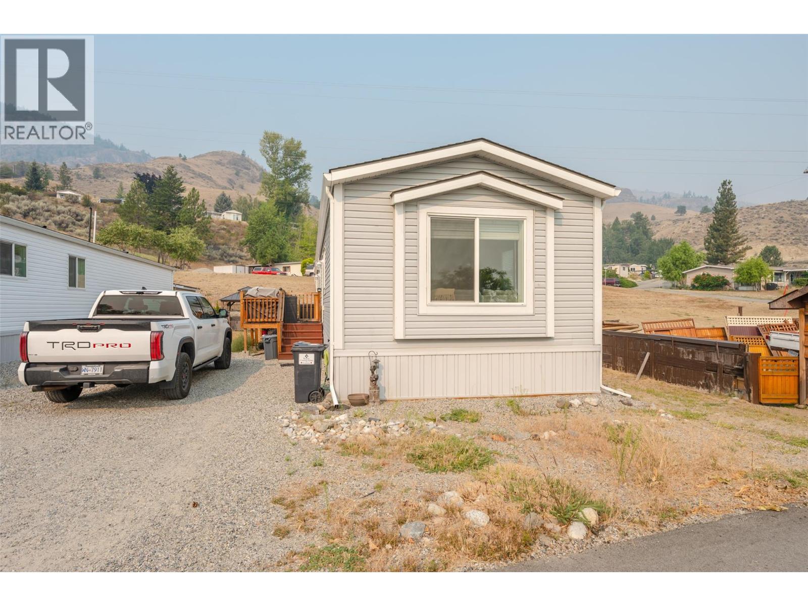 #82 201 Highway 97 - 38
