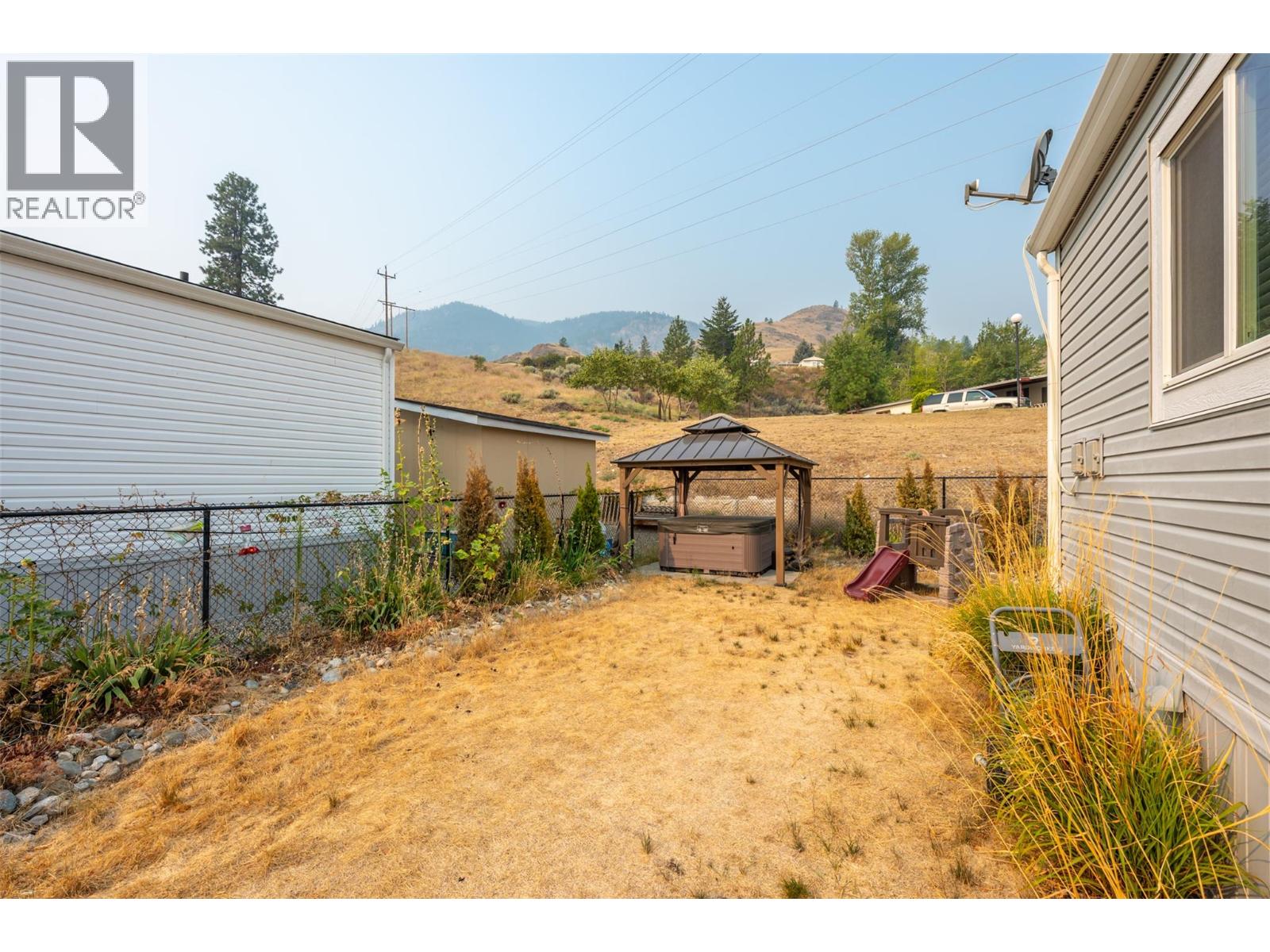 #82 201 Highway 97 - 30