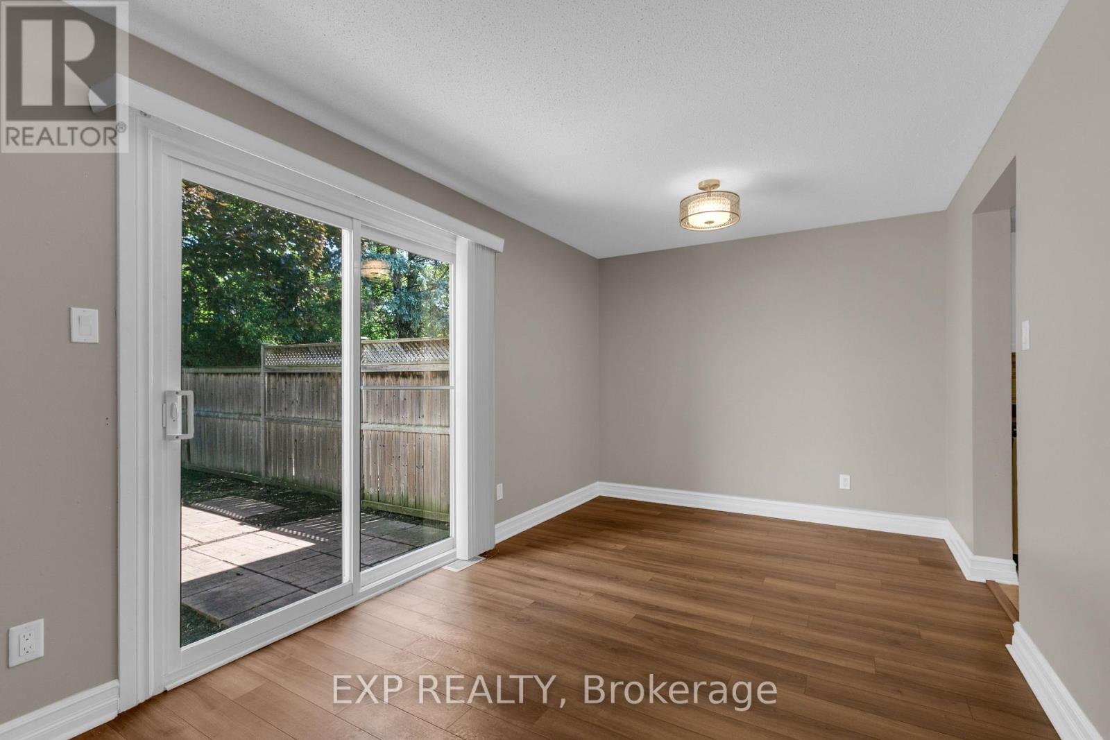 3 Bed, 3 Bath House for Rent in Ottawa – 7 SUNDBACK LANE, Ottawa – MLS# X13672068 - Image 9
