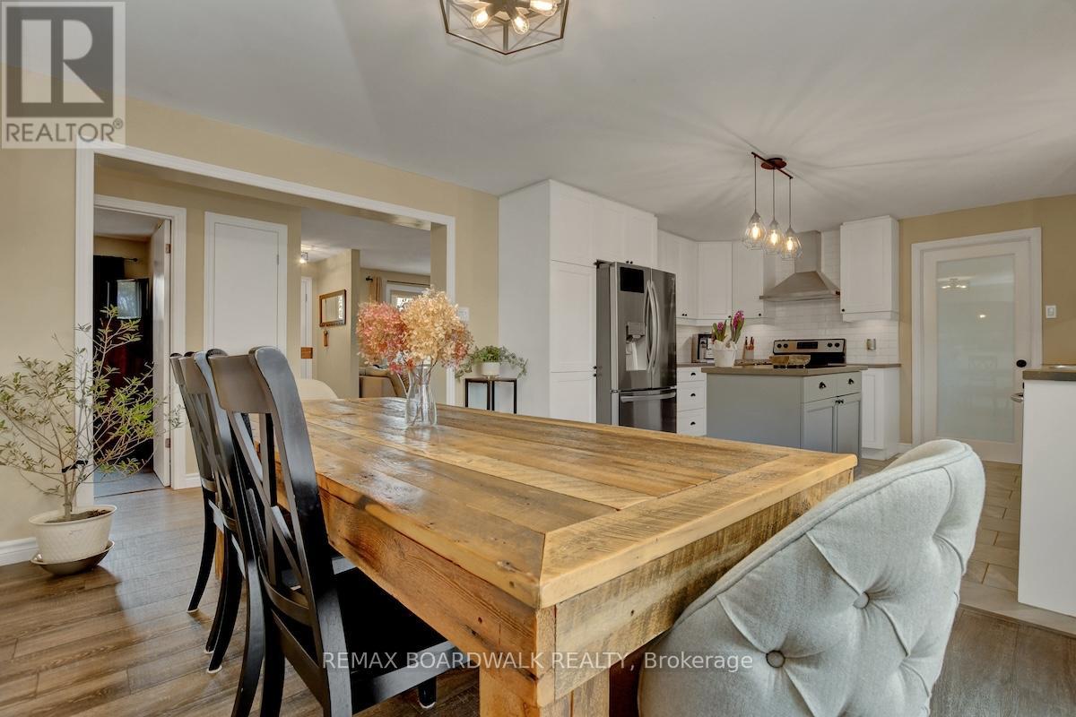 1505 7TH LINE - Image 16
