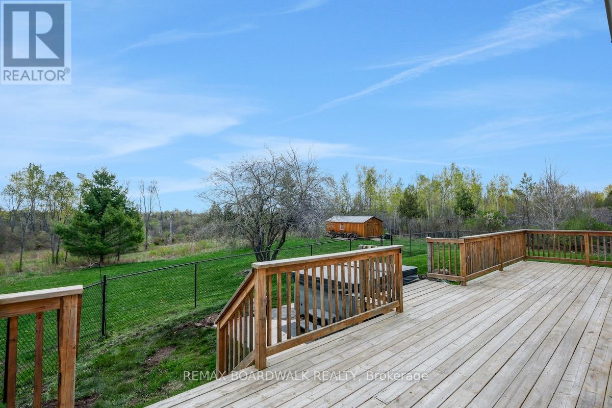 1505 7TH LINE - Image 43
