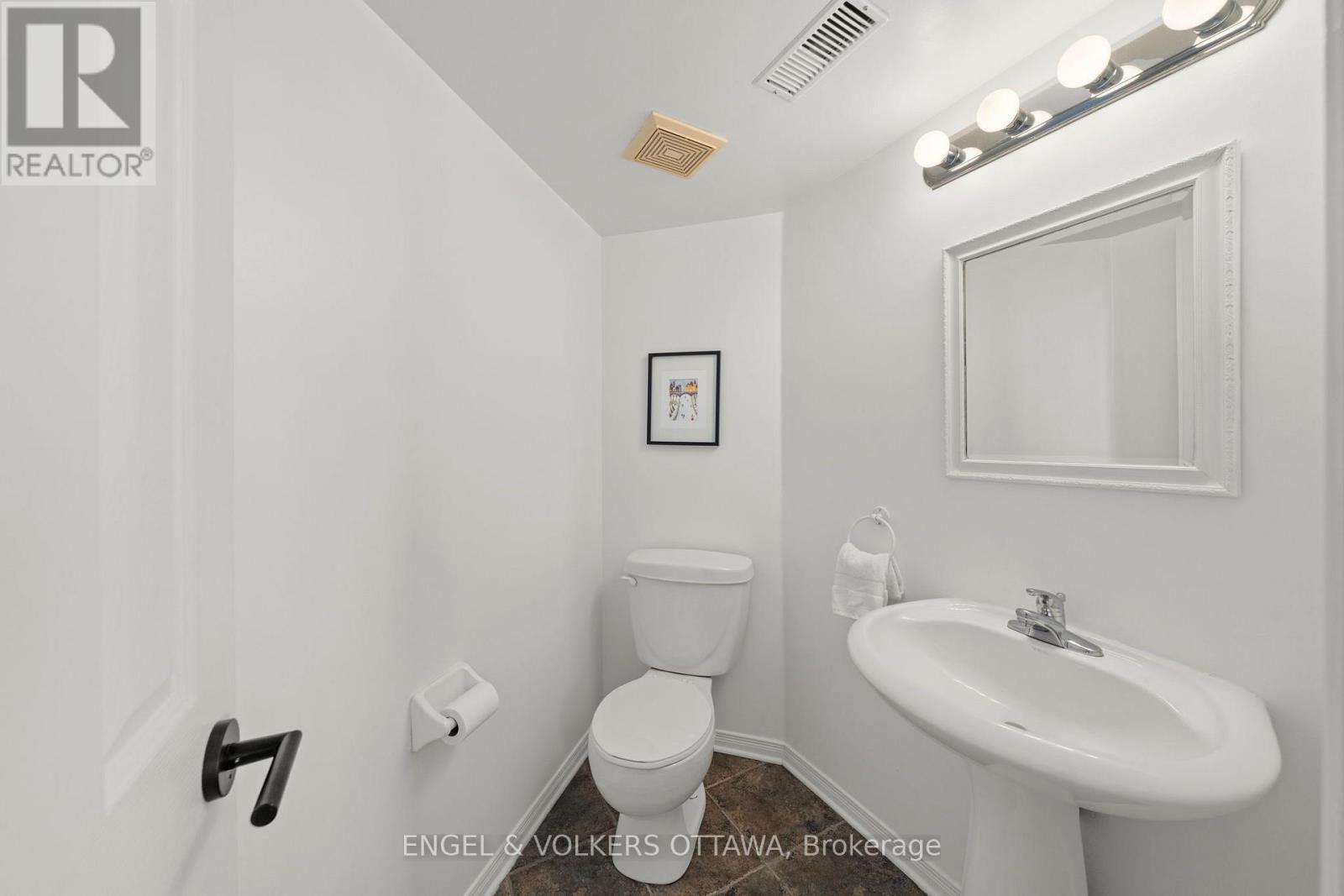 2 Bed, 2 Bath House for Sale in Ottawa – 163 – 70 EDENVALE DRIVE, Ottawa – MLS# X13672110 - Image 21