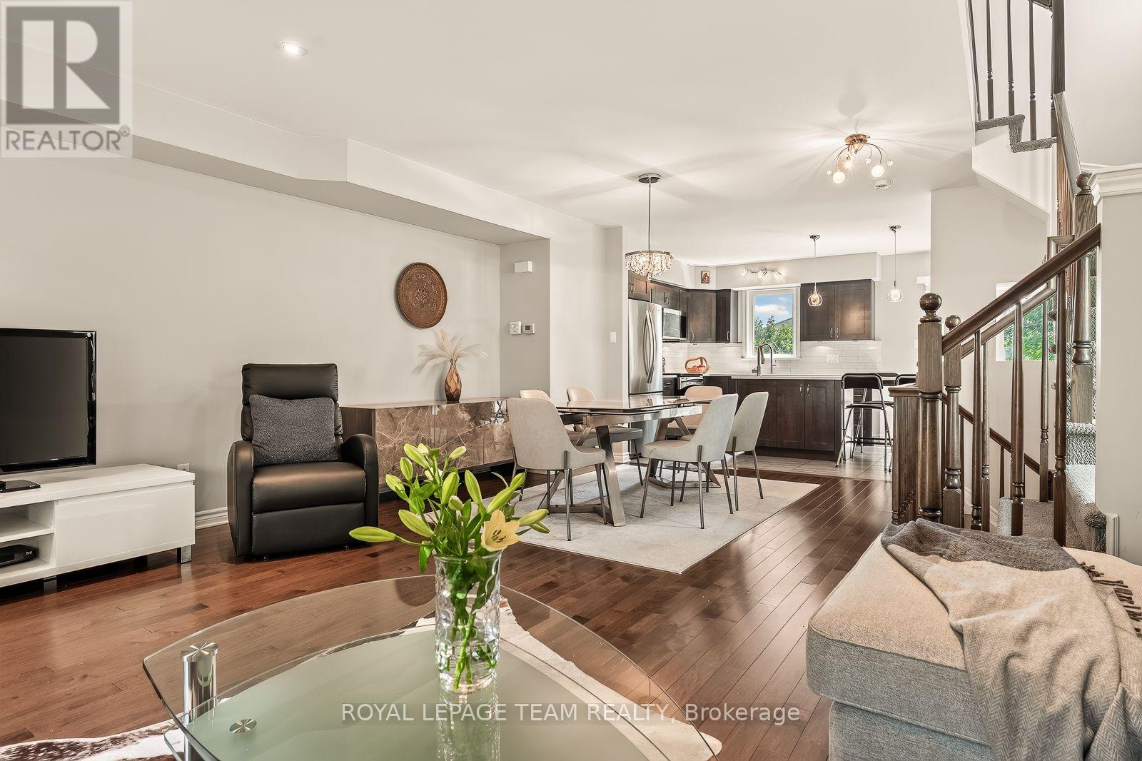 3 Bed, 4 Bath House for Sale in Ottawa – 100 BRILIA PRIVATE, Ottawa – MLS# X13672114 - Image 13