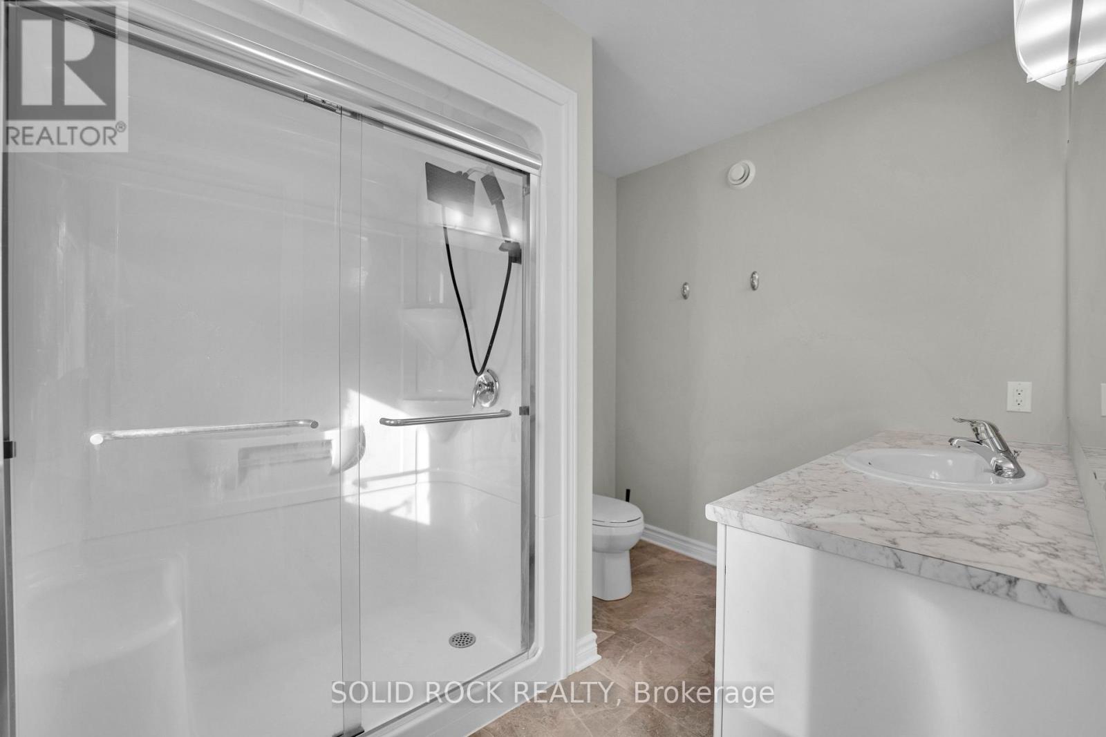 3 Bed, 3 Bath House for Sale in Carleton Place – 54 GRIFFITH WAY, Carleton Place – MLS# X13672124 - Image 12