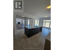 30 Pearsall Place, Oro Medonte, ON L0L2L0 Photo 13