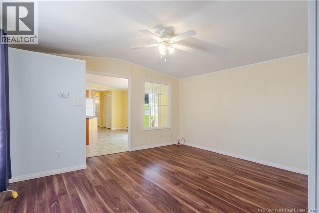 11 Senator Drive - Image 12