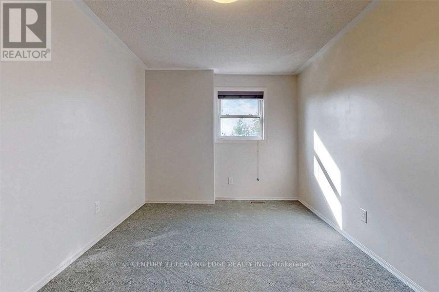 1566 FIELDGATE DRIVE - Image 25