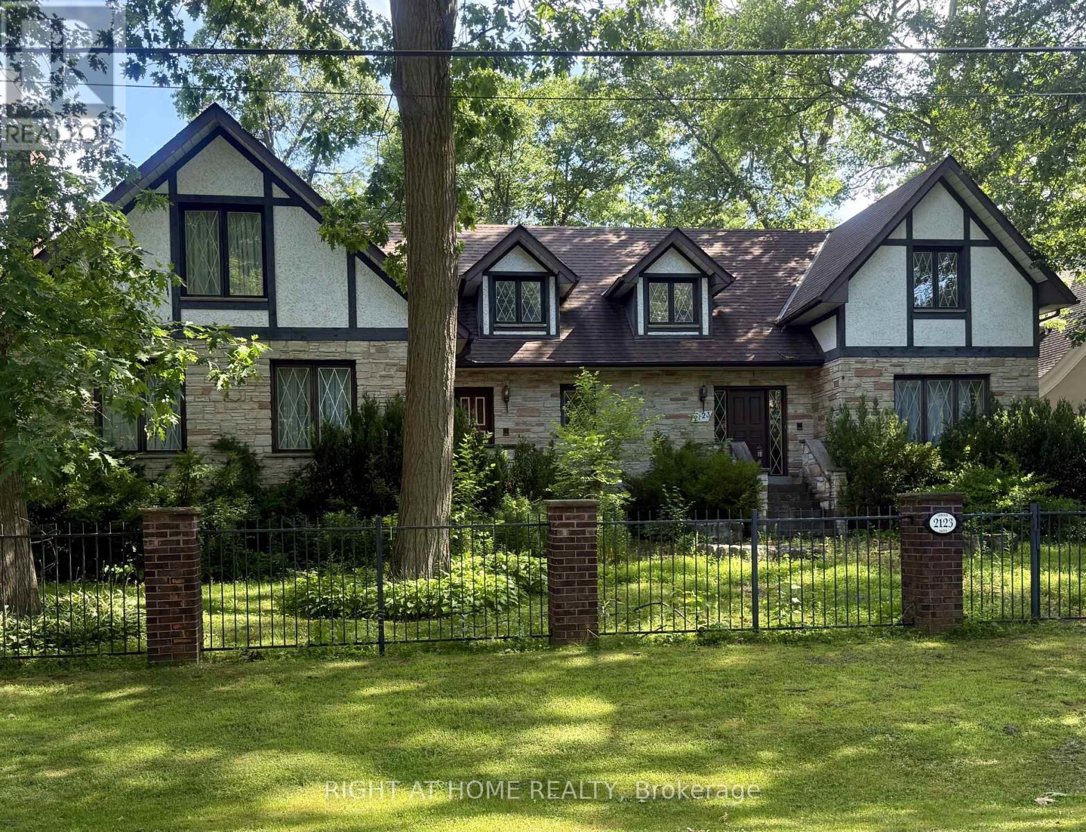 2123 GORDON DRIVE - 4