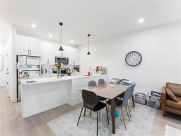 Kitchen - 1090 Mcmillan Avenue, Winnipeg, MB R3M0V9 Photo 8