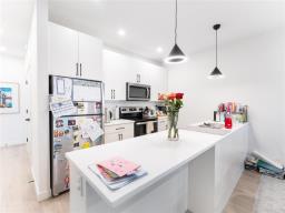 Bedroom - 1090 Mcmillan Avenue, Winnipeg, MB R3M0V9 Photo 9