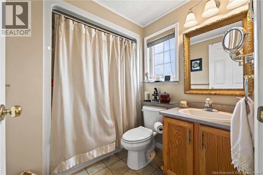 9 Blue Ash Street - 22