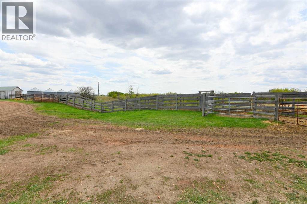 14123 Township Road 404 - Photo 11