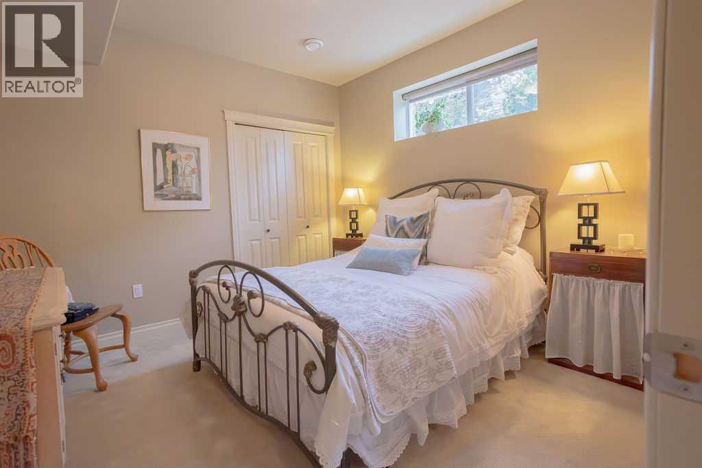 2809 11 Avenue - 26