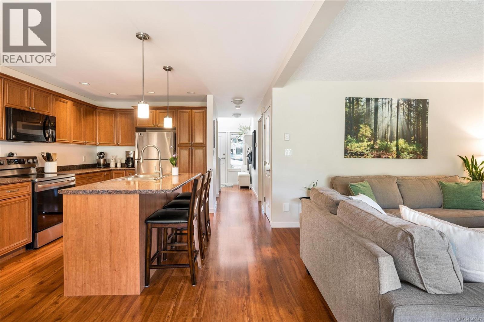 #9 6250 Palahi Rd - 16