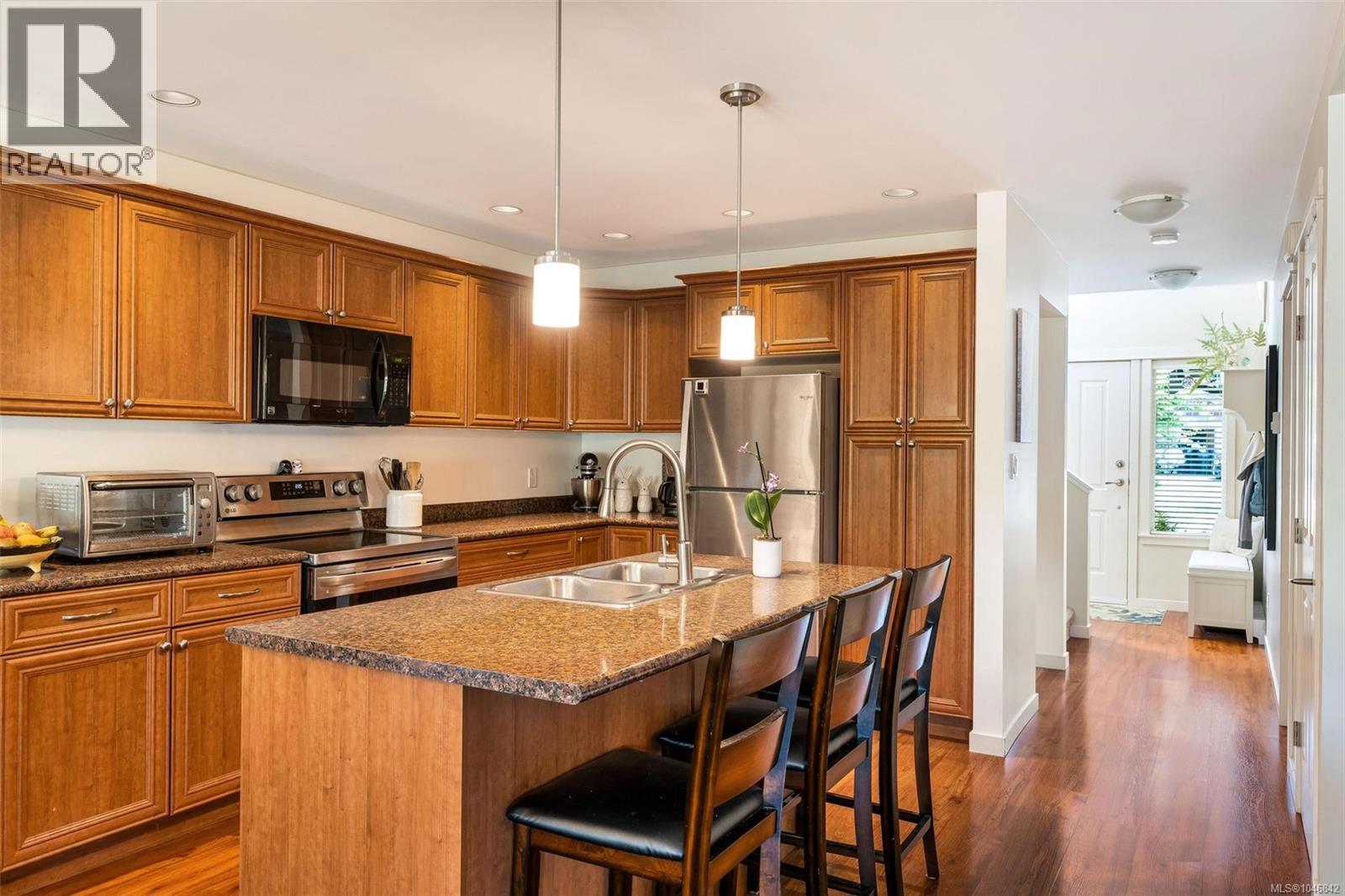 #9 6250 Palahi Rd - 17