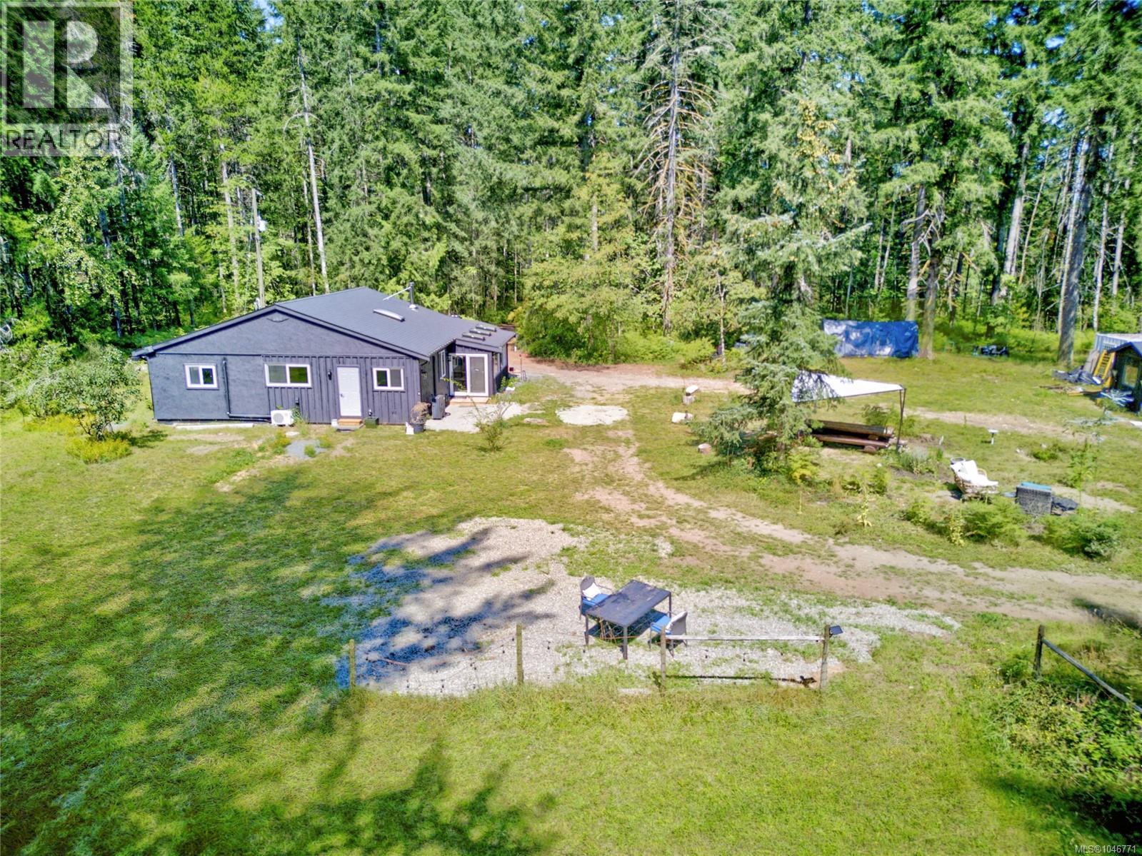 3569 MacAulay Rd - Image 49