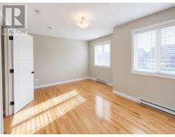 12 Douglas Street thumbnail 11